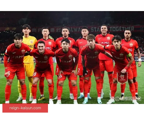 中国足球今晚决赛迎战强敌，备受期待的对决即将上演