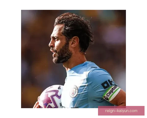 鲁本·迪亚斯领导能力获认可，曼城后防核心表现稳健稳定指挥作用